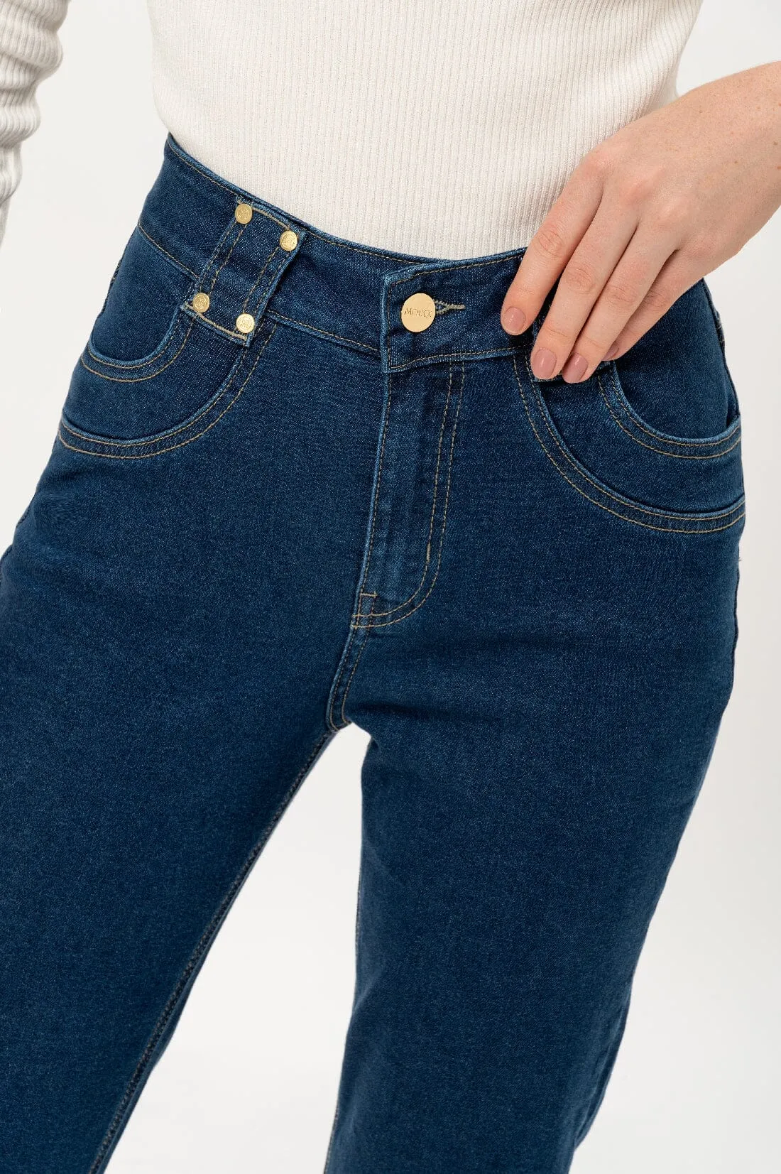 Pantalon Mom Jeans Cala