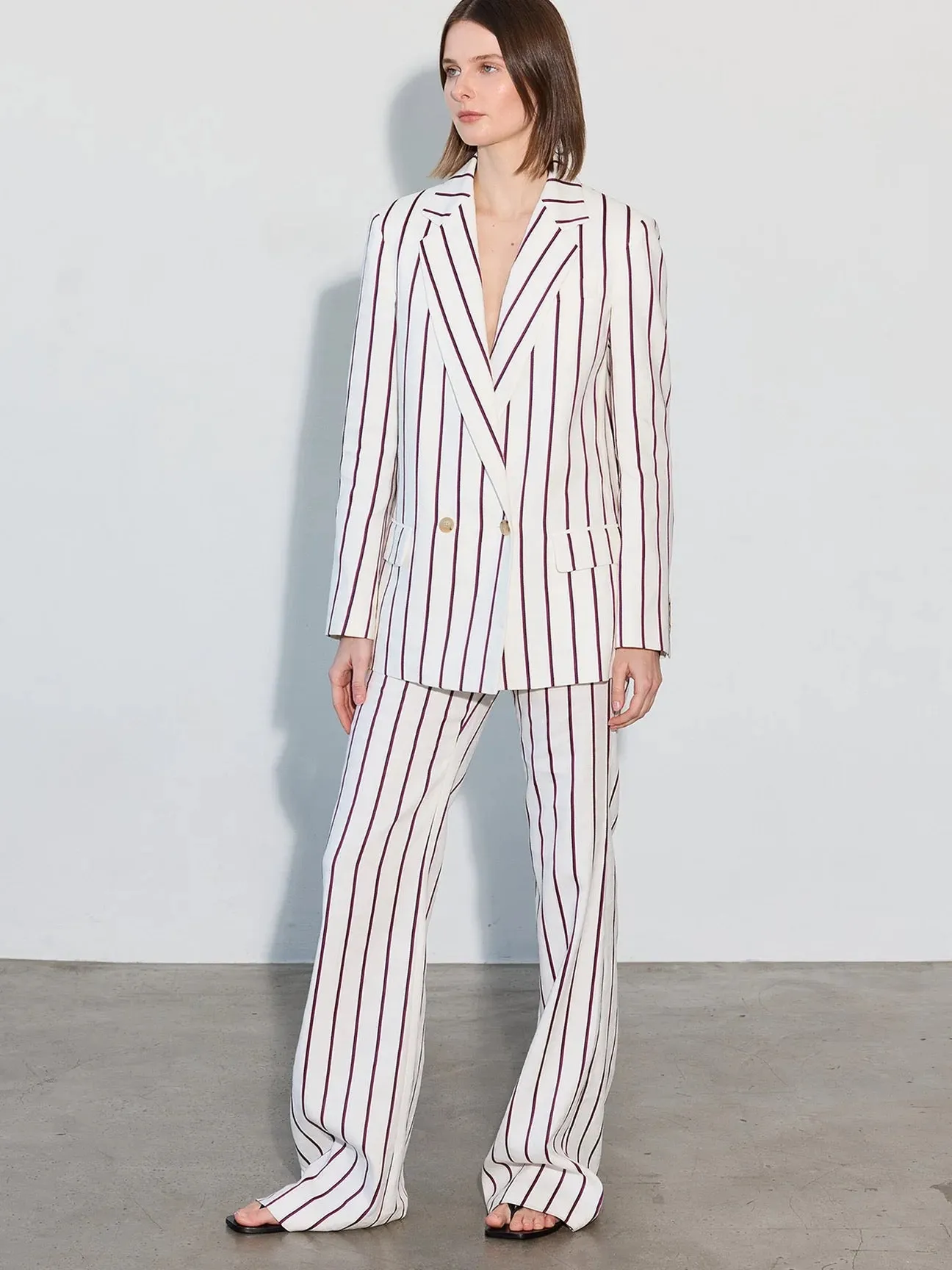 Yvonne Boxy Double Breasted Blazer - White