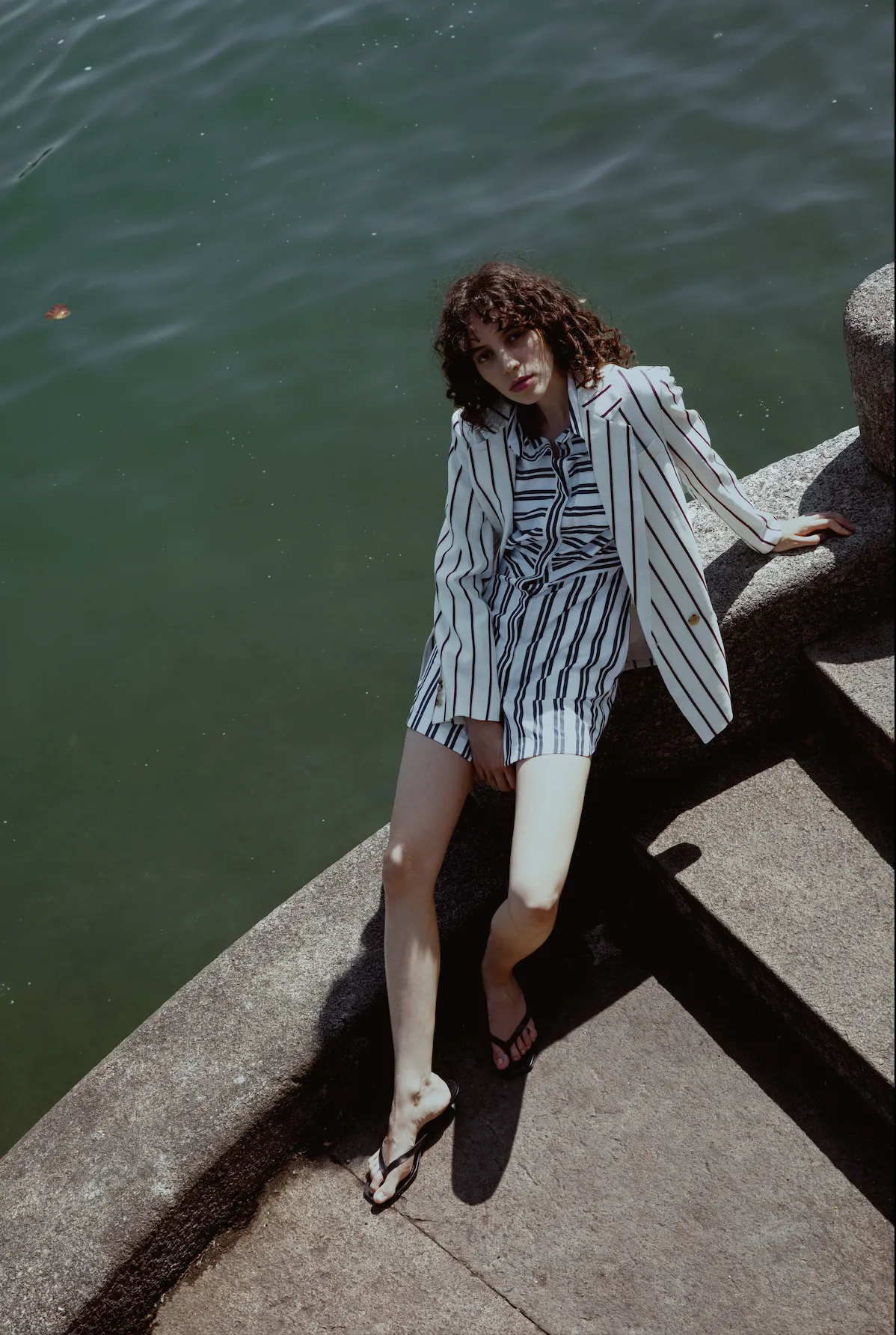 Yvonne Boxy Double Breasted Blazer - White